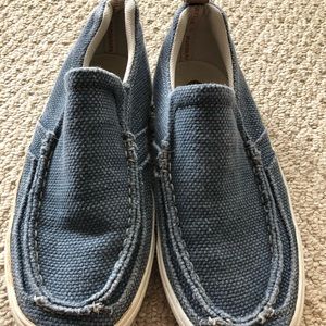 Men’s Margaritaville loafers. Son outgrew. Size 8